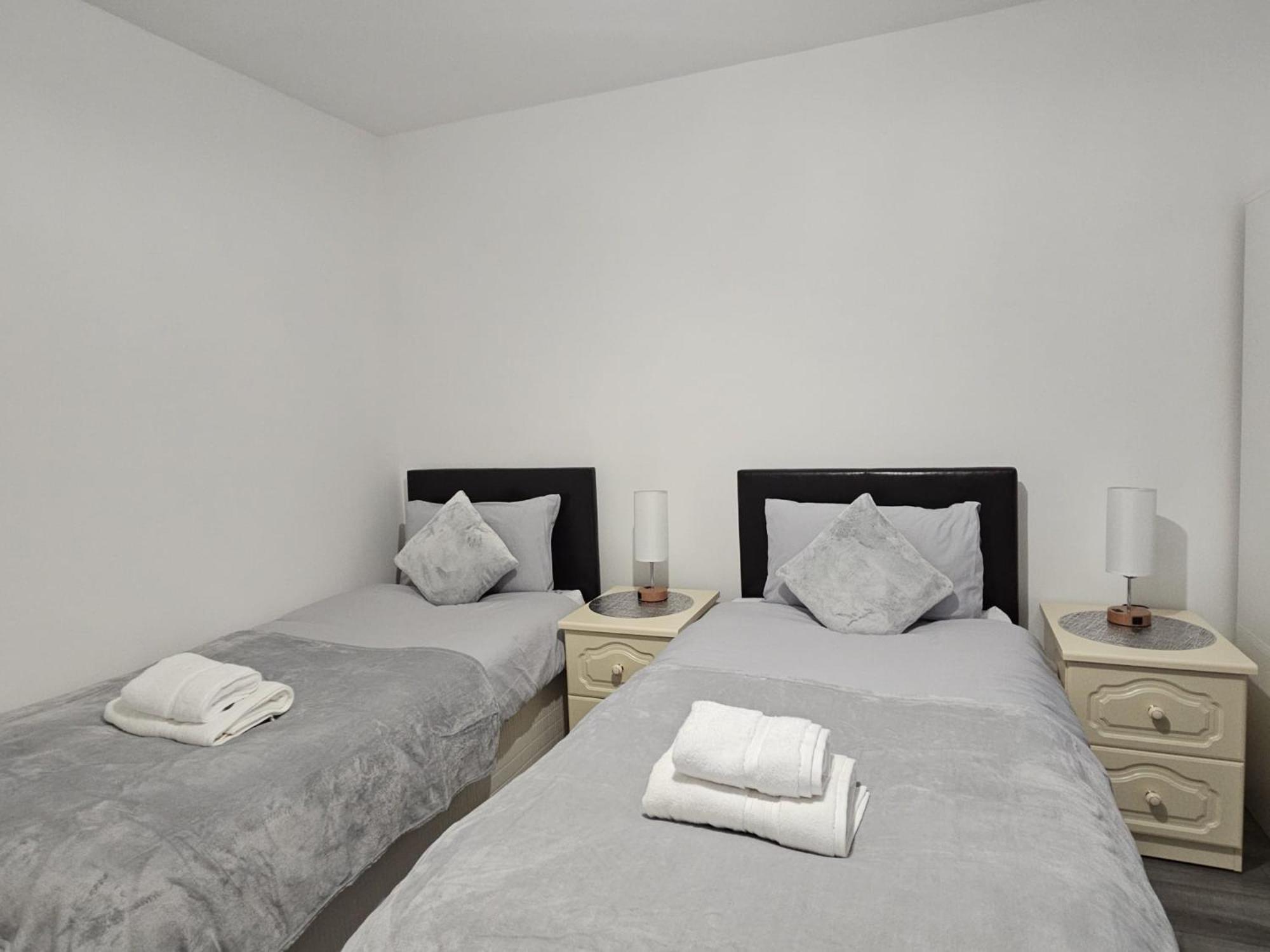 Regina Apartment In Fort William Esterno foto